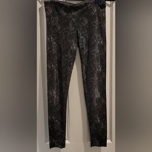 ARITIZA TNA Pants EUC, Size SM.